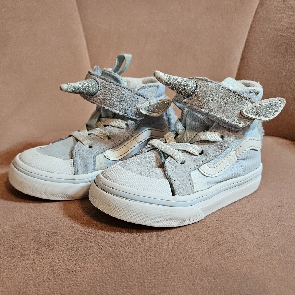 Unicorn Baby Blue Vans